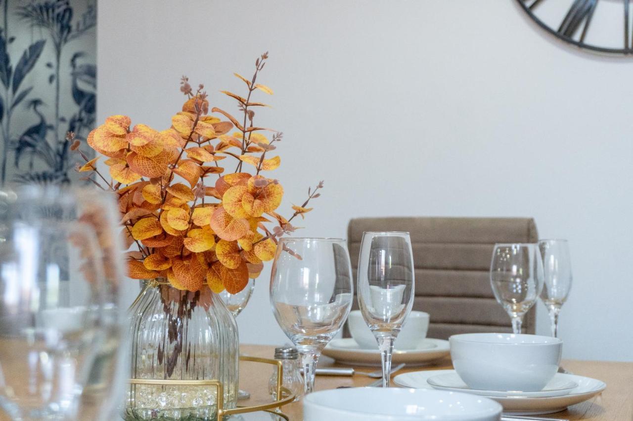 Heartland House, 7 Spacious Bedrooms Sleeps 4 Plus, Near Nec, Jlr,Bhx เบอร์มิงแฮม ภายนอก รูปภาพ