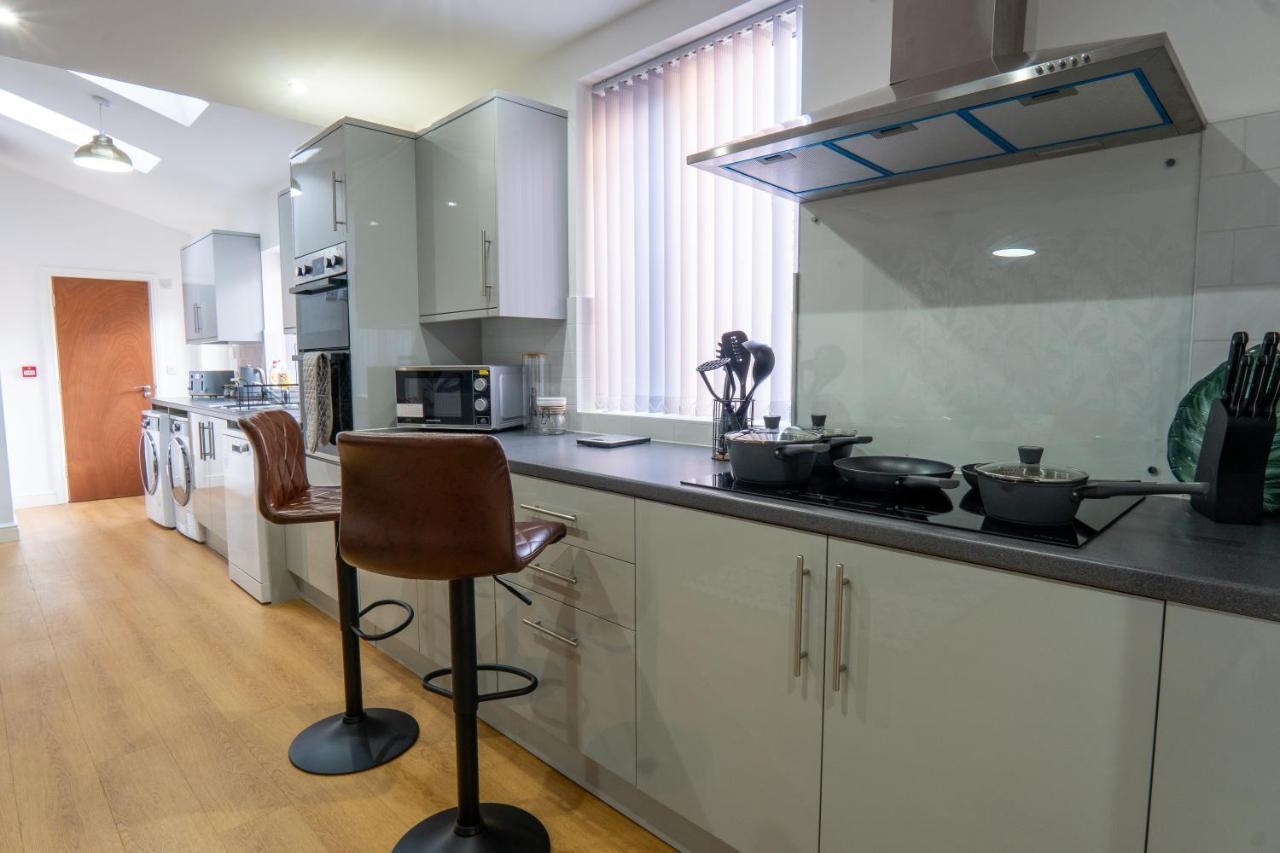 Heartland House, 7 Spacious Bedrooms Sleeps 4 Plus, Near Nec, Jlr,Bhx เบอร์มิงแฮม ภายนอก รูปภาพ