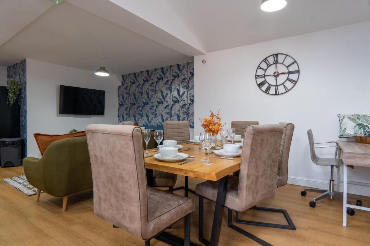 Heartland House, 7 Spacious Bedrooms Sleeps 4 Plus, Near Nec, Jlr,Bhx เบอร์มิงแฮม ภายนอก รูปภาพ