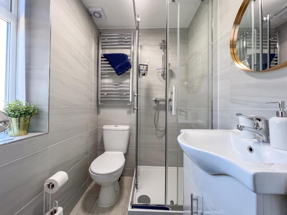 Heartland House, 7 Spacious Bedrooms Sleeps 4 Plus, Near Nec, Jlr,Bhx เบอร์มิงแฮม ภายนอก รูปภาพ