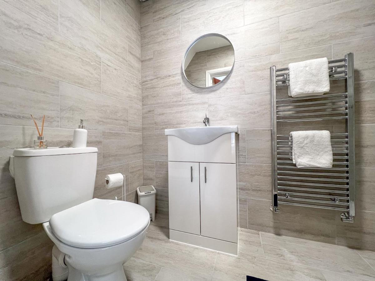 Heartland House, 7 Spacious Bedrooms Sleeps 4 Plus, Near Nec, Jlr,Bhx เบอร์มิงแฮม ภายนอก รูปภาพ