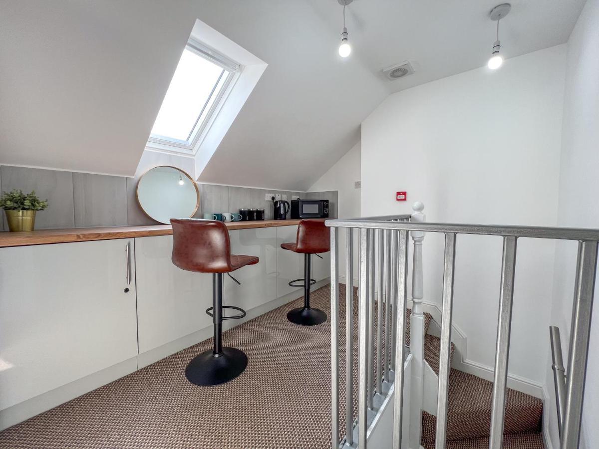 Heartland House, 7 Spacious Bedrooms Sleeps 4 Plus, Near Nec, Jlr,Bhx เบอร์มิงแฮม ภายนอก รูปภาพ